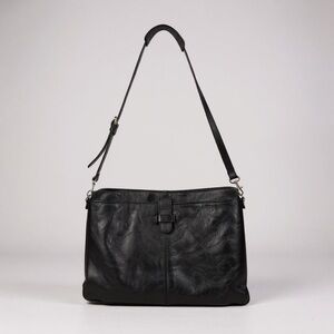 WILSONS LEATHER Pelle Studio Messenger Bag Satchel Black Italian Handbag Work